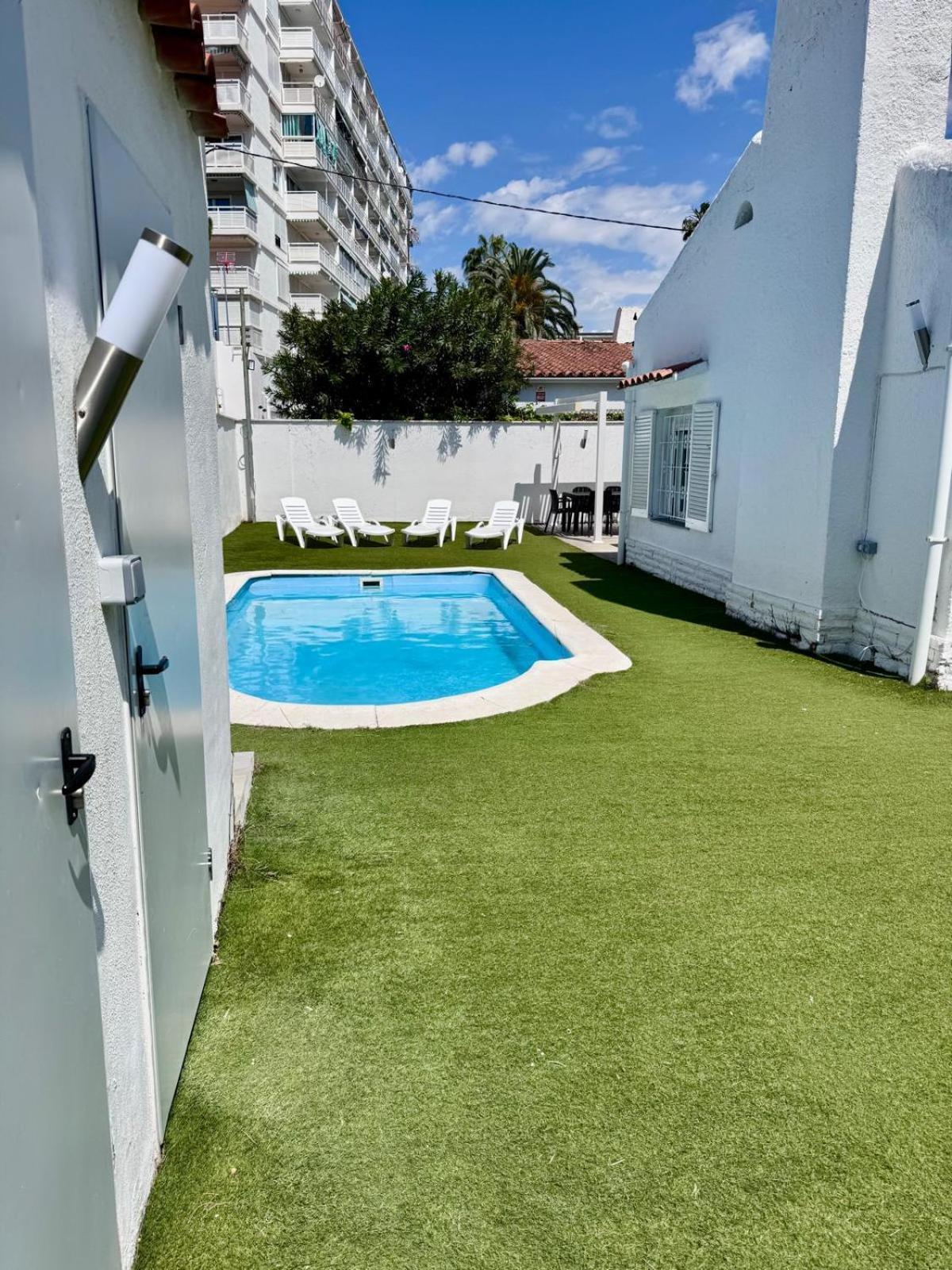 캠브릴스 Vila Mar 빌라 외부 사진